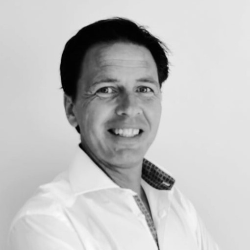 Jens D.