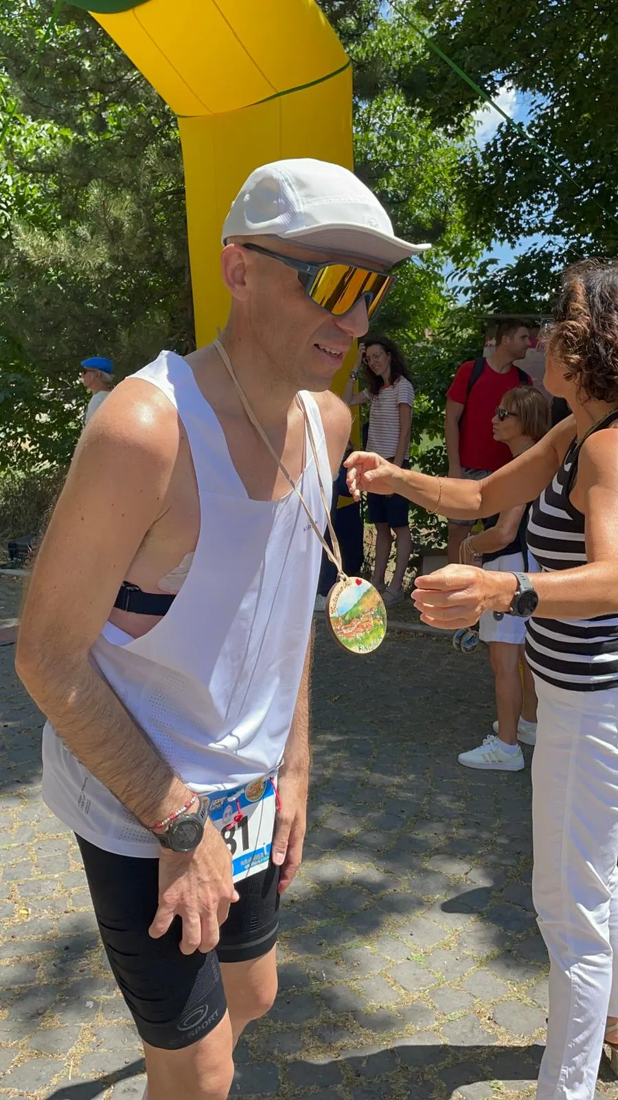 Raffaele con la medaglia dell'Ultramaratona del Gran Sasso