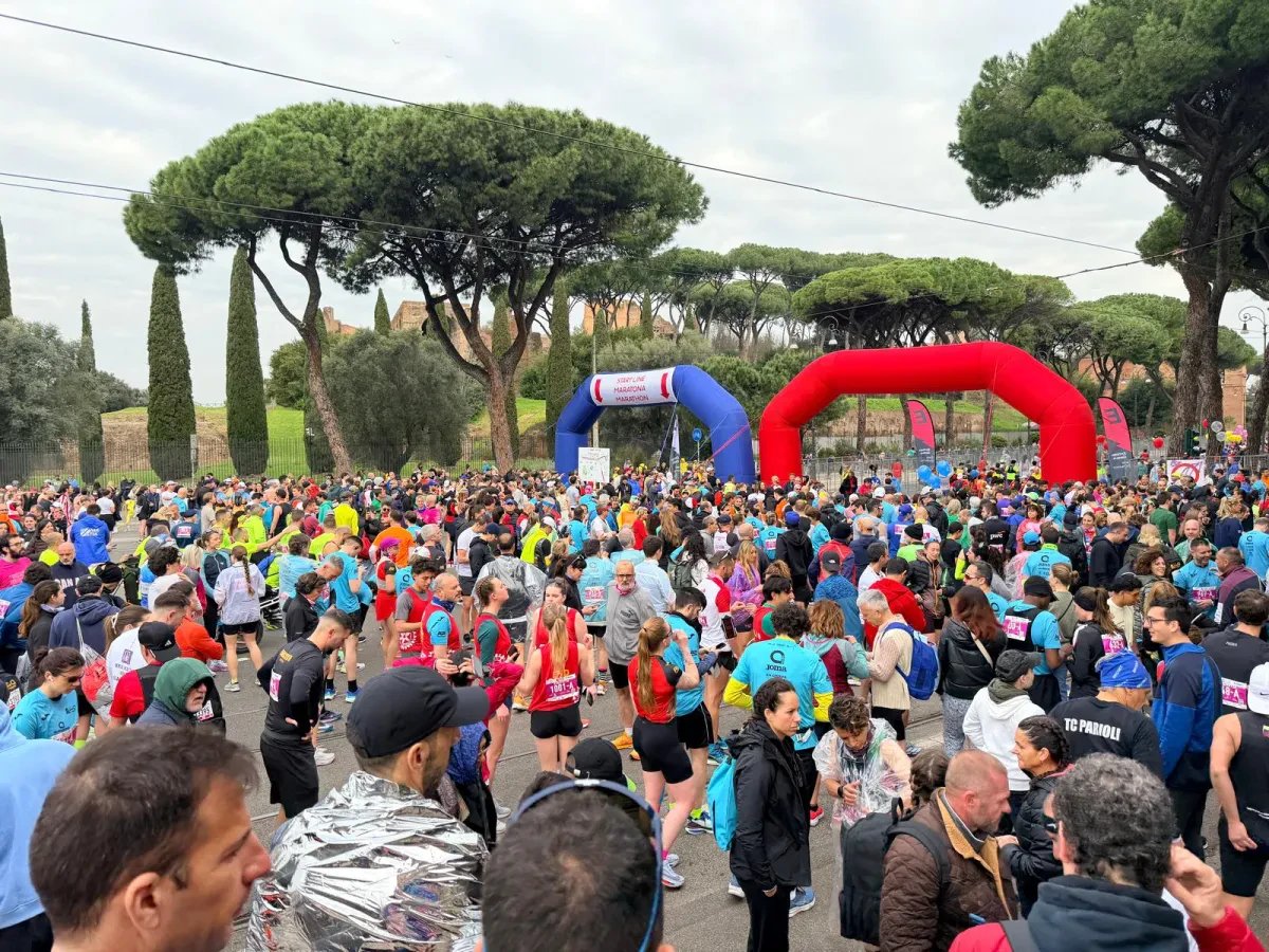 Läufer der Strongers-Community beim Rom-Marathon, Sport im Dienst der Forschung